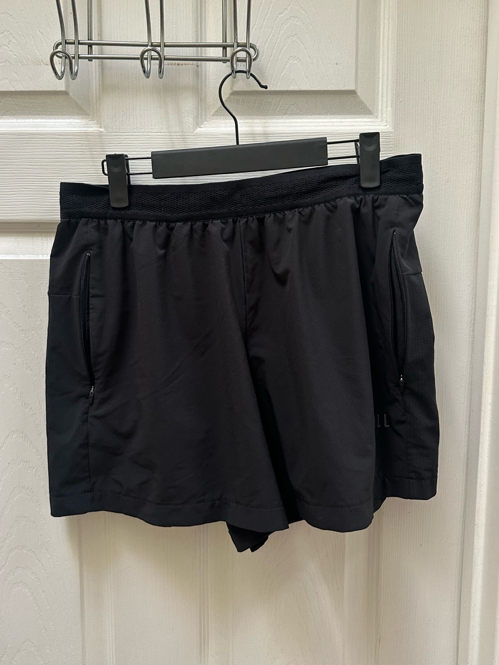 NoBull women's Black Athletic Running Shorts l large lined